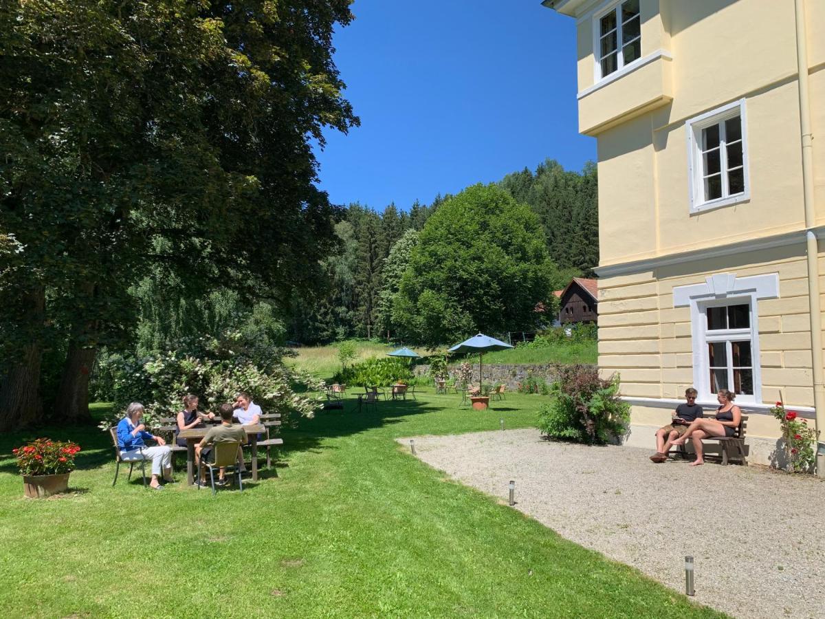 Hotel Landsitz Pichlschloss Neumarkt in Steiermark Exterior foto